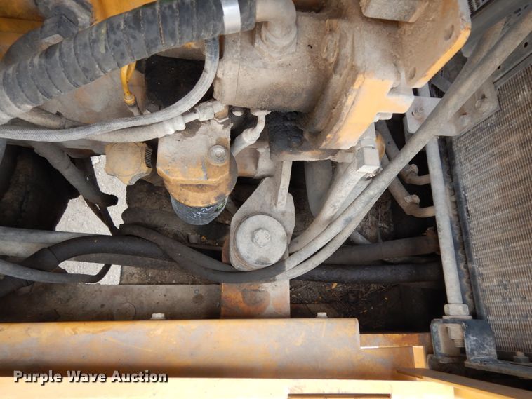 image for item DC2024 2000 John Deere 624H  wheel loader