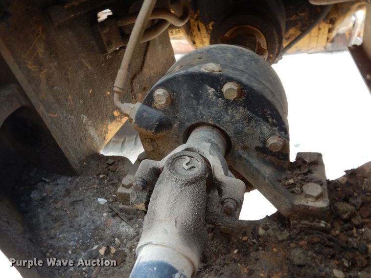 image for item DC2024 2000 John Deere 624H  wheel loader