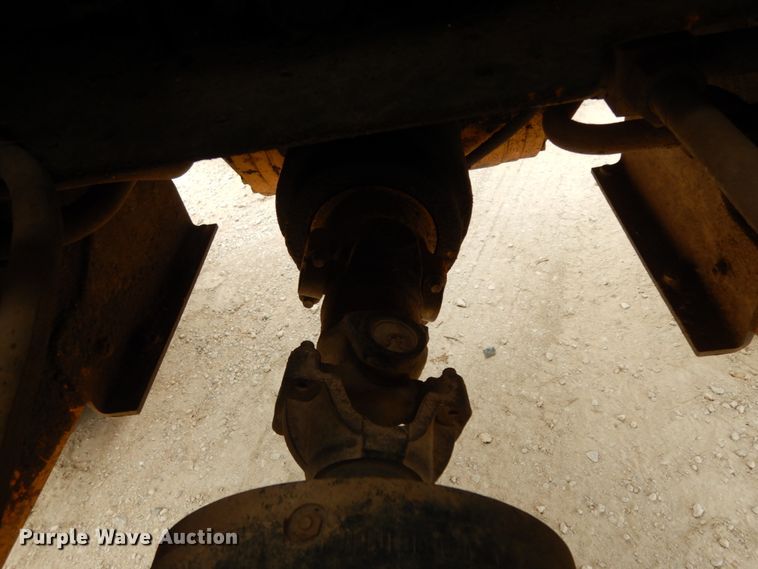 image for item DC2024 2000 John Deere 624H  wheel loader