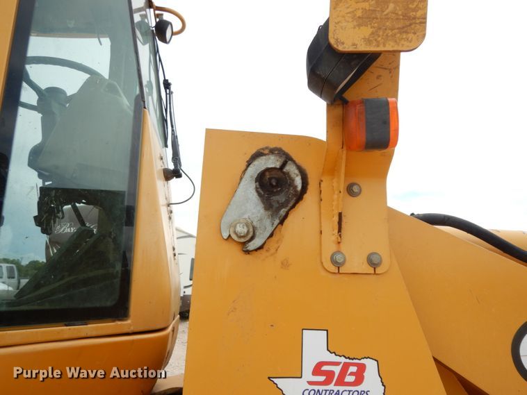 image for item DC2024 2000 John Deere 624H  wheel loader