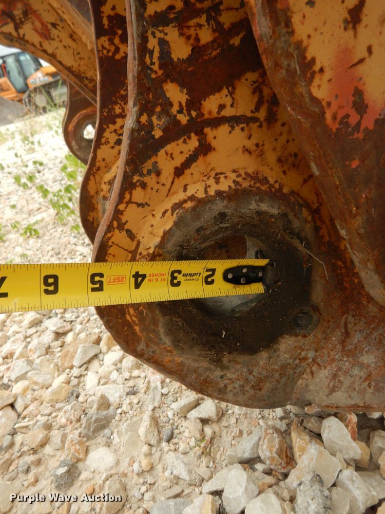 image for item DC2024 2000 John Deere 624H  wheel loader