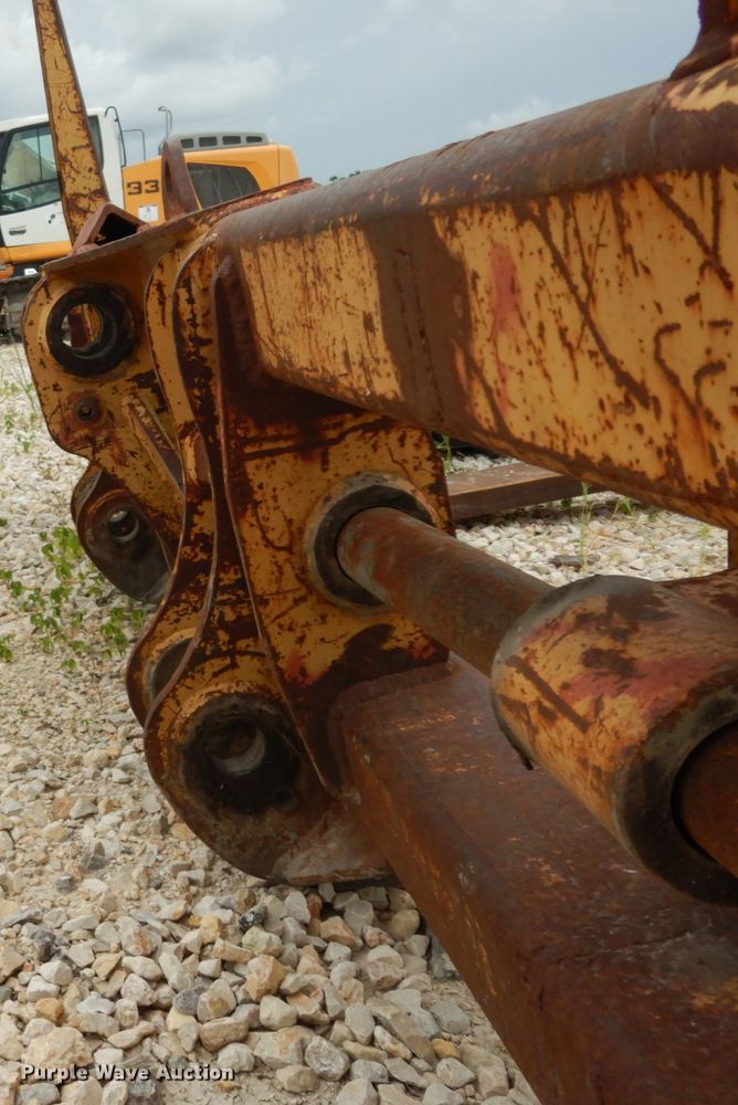 image for item DC2024 2000 John Deere 624H  wheel loader