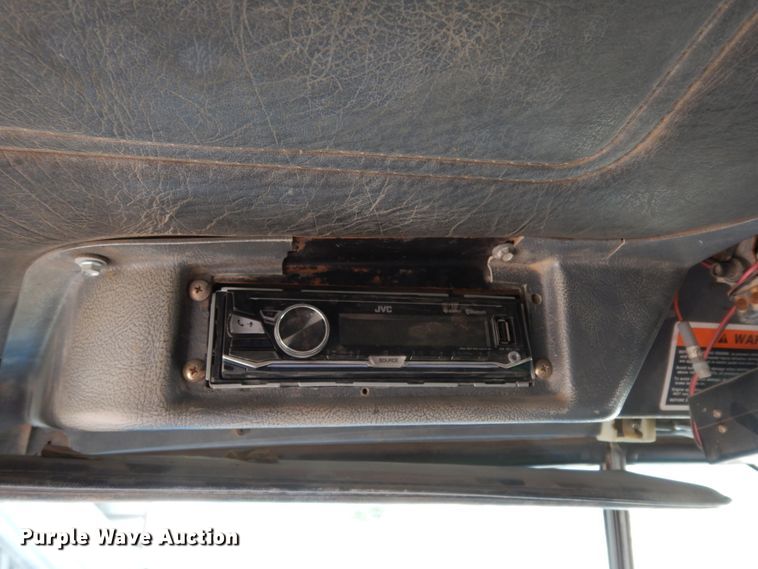 image for item DC2028 1993 Mack RD688S  dump truck