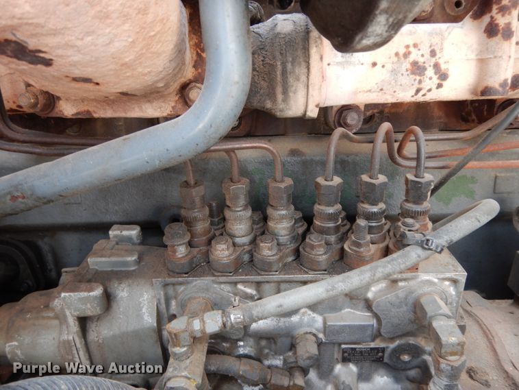 image for item DC2028 1993 Mack RD688S  dump truck