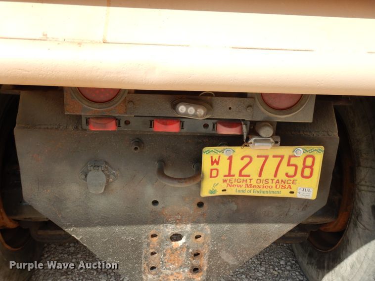 image for item DC2028 1993 Mack RD688S  dump truck