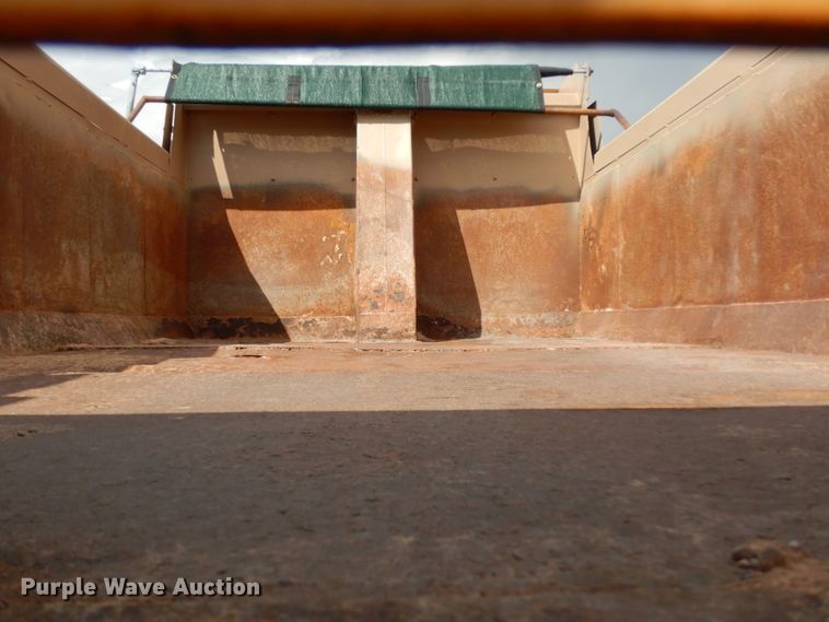 image for item DC2028 1993 Mack RD688S  dump truck