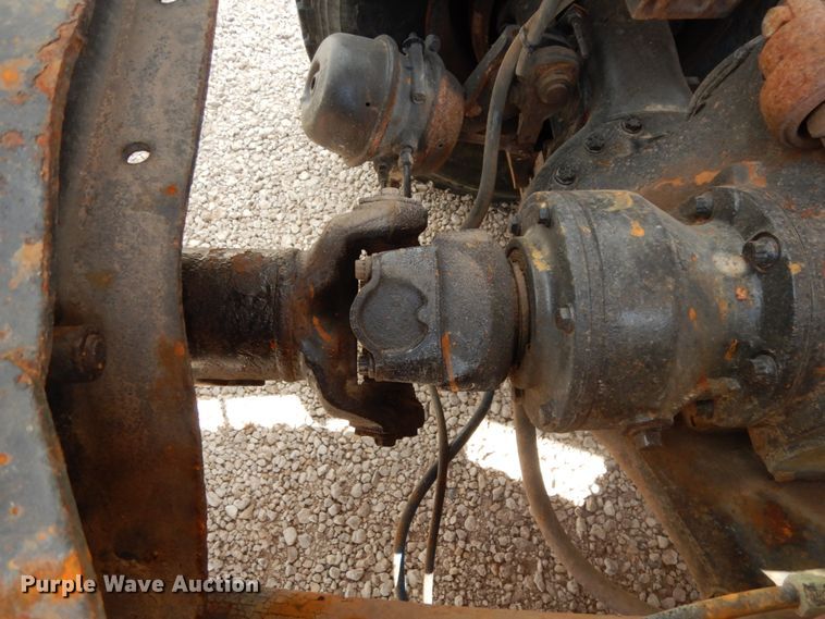 image for item DC2028 1993 Mack RD688S  dump truck