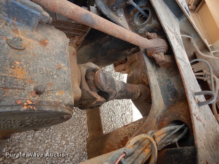 image for item DC2028 1993 Mack RD688S  dump truck