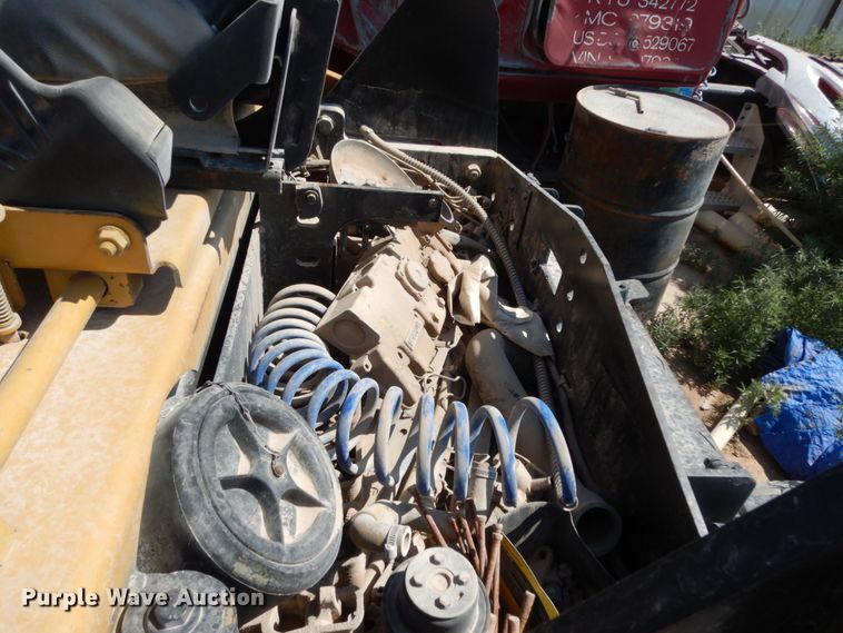 image for item DC2029 2006 Caterpillar CB-334E  vibratory double drum roller