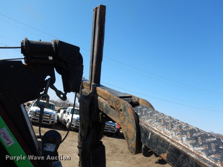 image for item DF6467 2017 Ford F350 Super Duty  SuperCab tow truck