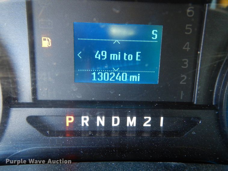 image for item DF6467 2017 Ford F350 Super Duty  SuperCab tow truck