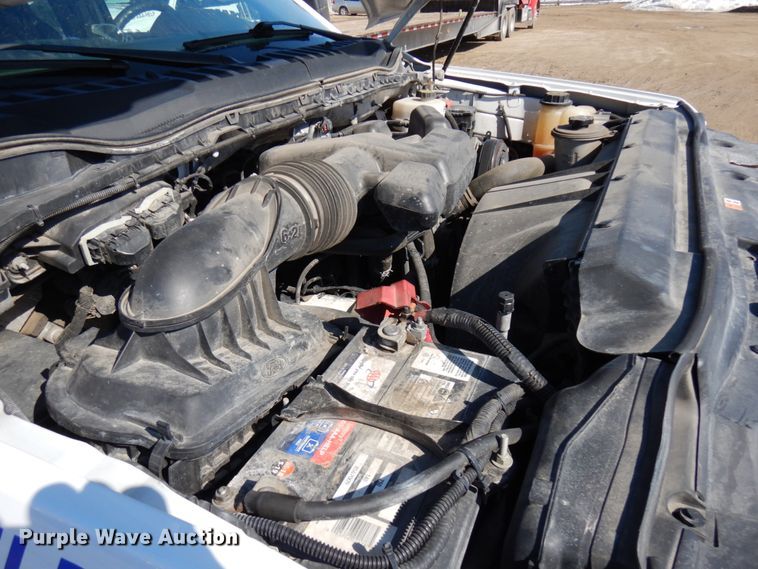 image for item DF6467 2017 Ford F350 Super Duty  SuperCab tow truck