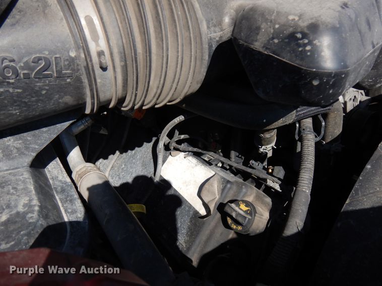 image for item DF6467 2017 Ford F350 Super Duty  SuperCab tow truck