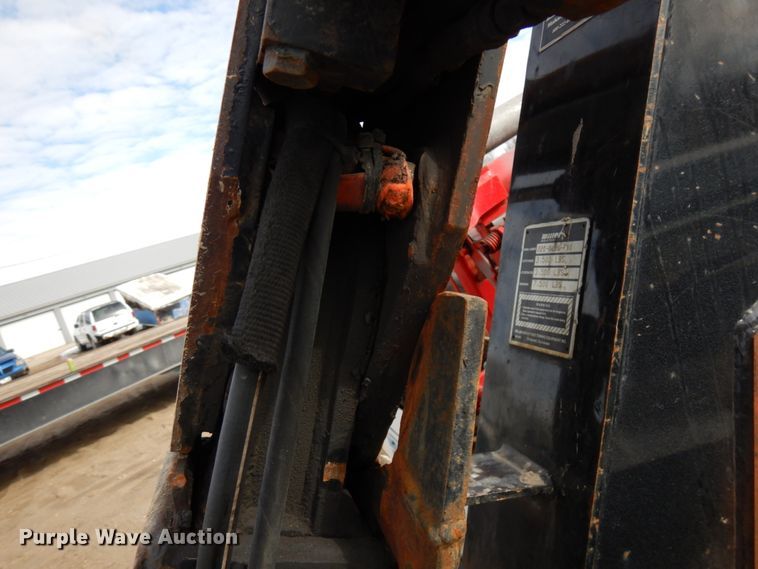 image for item DF6472 2011 Ford F350 Super Duty  SuperCab tow truck