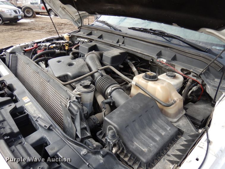 image for item DF6472 2011 Ford F350 Super Duty  SuperCab tow truck