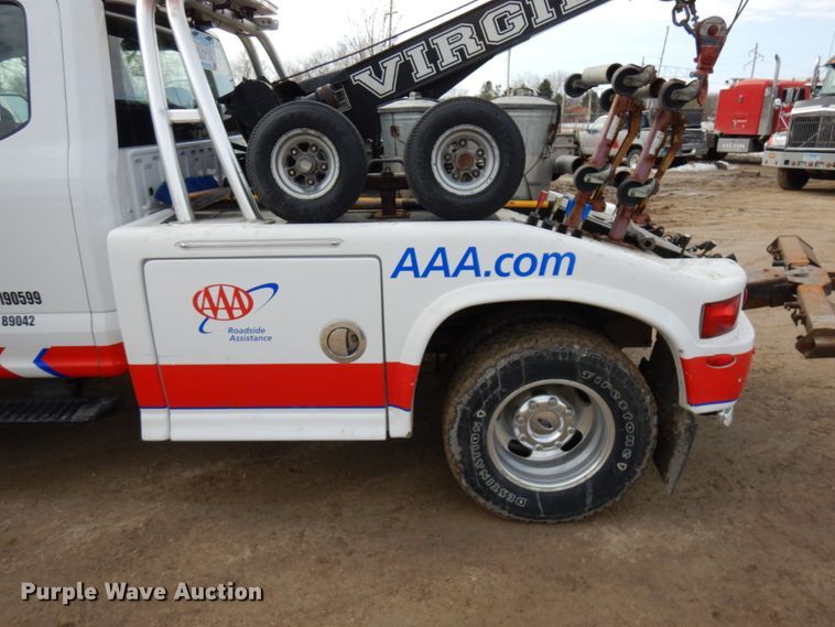 image for item DF6475 2018 Ford F350 Super Duty  SuperCab tow truck