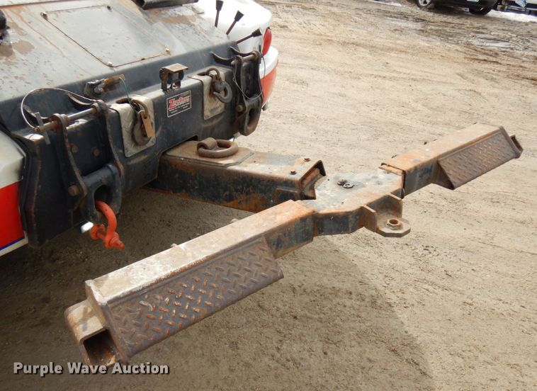 image for item DF6475 2018 Ford F350 Super Duty  SuperCab tow truck