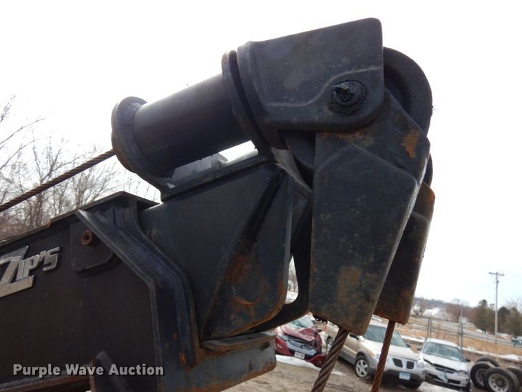 image for item DF6475 2018 Ford F350 Super Duty  SuperCab tow truck