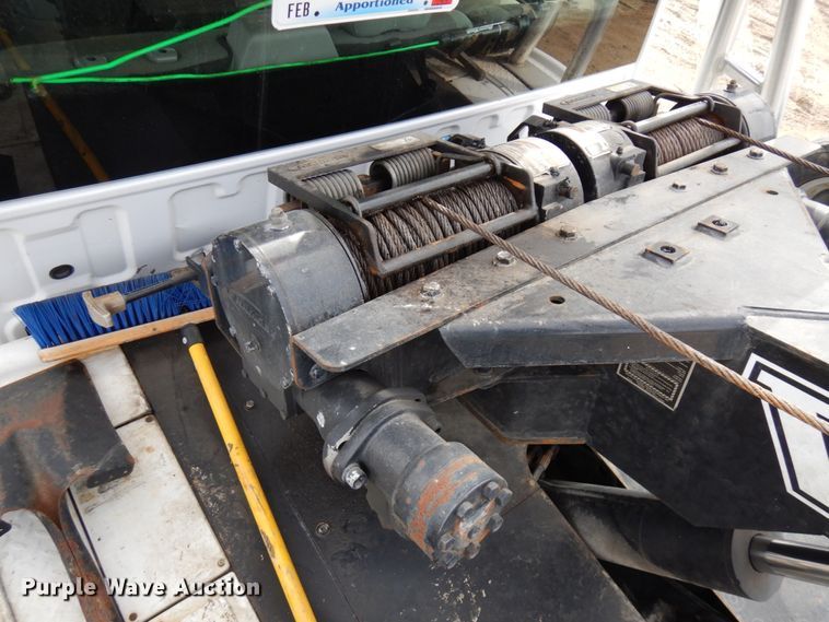 image for item DF6475 2018 Ford F350 Super Duty  SuperCab tow truck