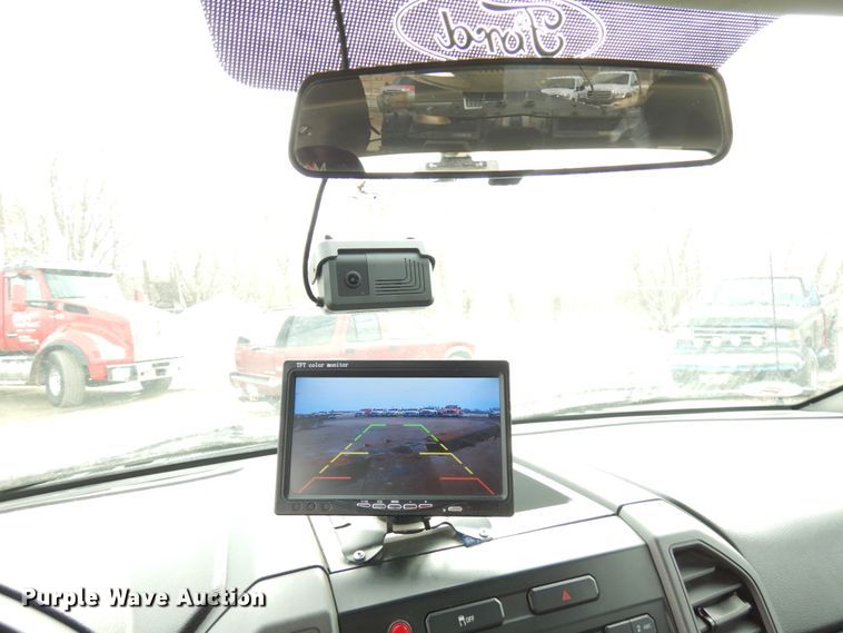 image for item DF6475 2018 Ford F350 Super Duty  SuperCab tow truck