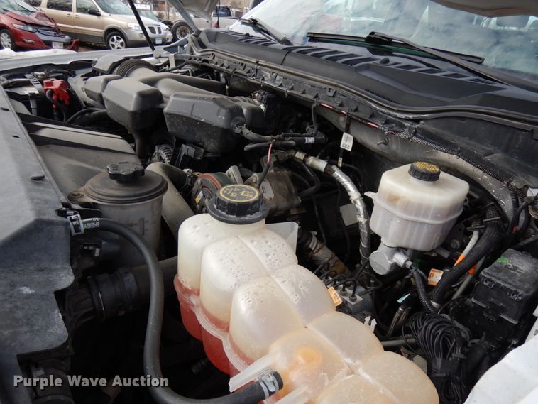 image for item DF6475 2018 Ford F350 Super Duty  SuperCab tow truck