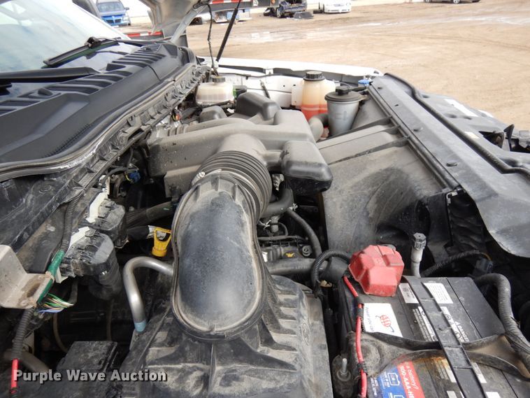 image for item DF6475 2018 Ford F350 Super Duty  SuperCab tow truck