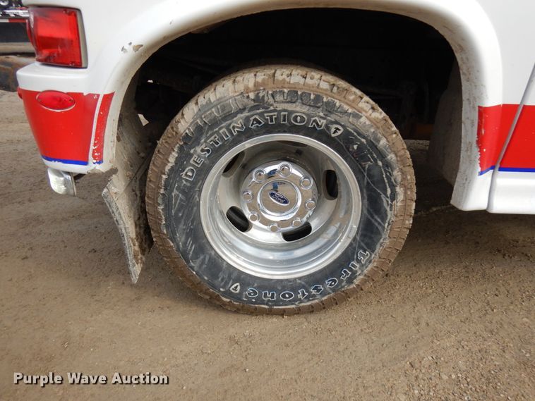 image for item DF6475 2018 Ford F350 Super Duty  SuperCab tow truck