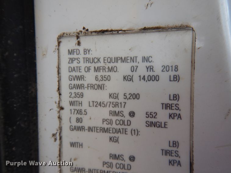 image for item DF6475 2018 Ford F350 Super Duty  SuperCab tow truck