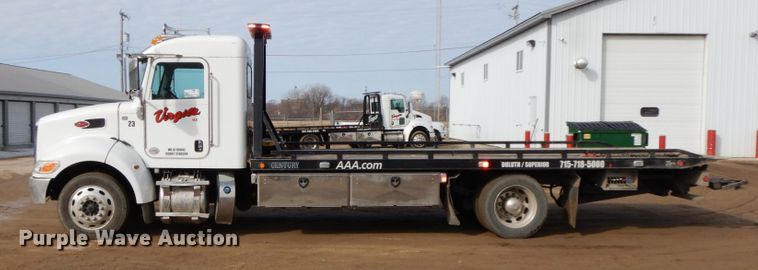 image for item DF6480 2020 Peterbilt 337  rollback truck