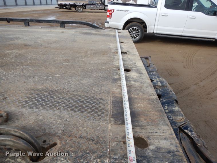 image for item DF6480 2020 Peterbilt 337  rollback truck