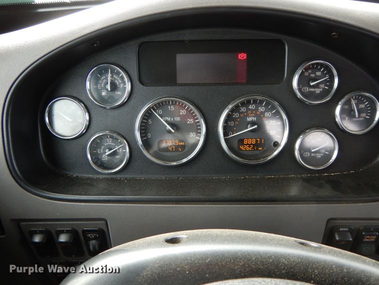 image for item DF6480 2020 Peterbilt 337  rollback truck