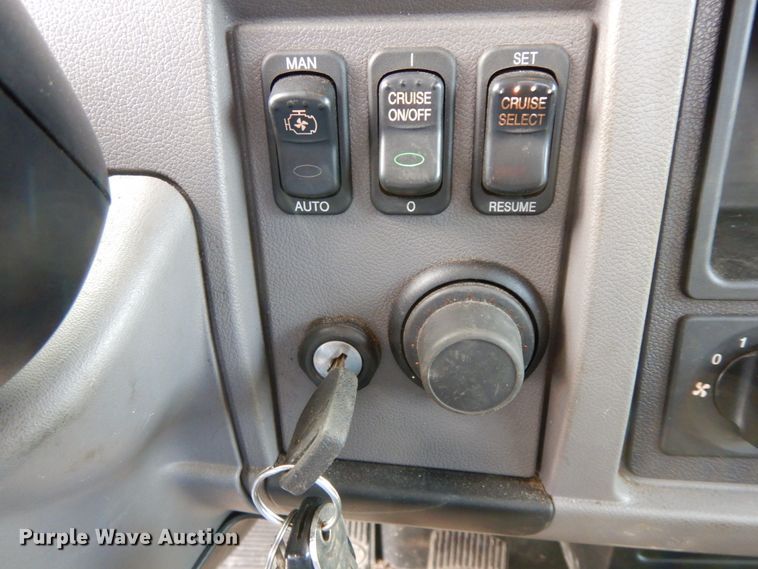 image for item DF6480 2020 Peterbilt 337  rollback truck