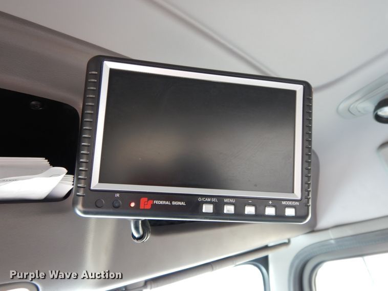 image for item DF6480 2020 Peterbilt 337  rollback truck