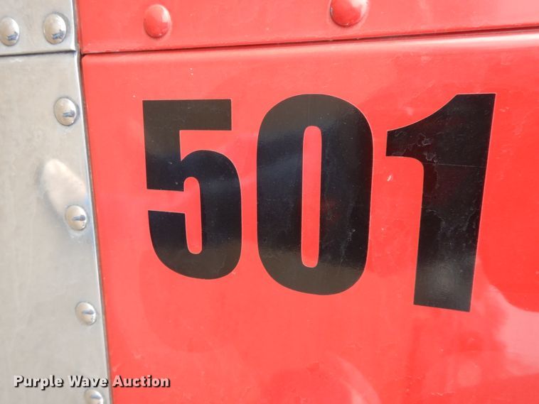 image for item DF6482 2001 Peterbilt 379  tow truck