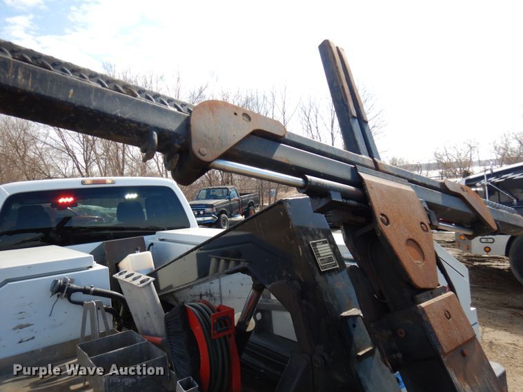 image for item DF6483 2011 Ford F350 Super Duty  SuperCab tow truck