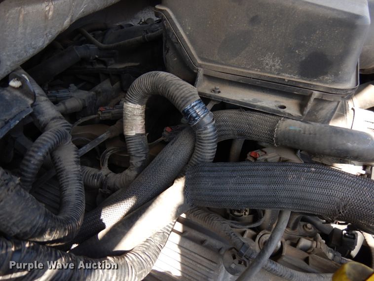 image for item DF6483 2011 Ford F350 Super Duty  SuperCab tow truck