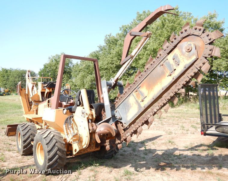 image for item DG0668 1994 Case 560  trencher
