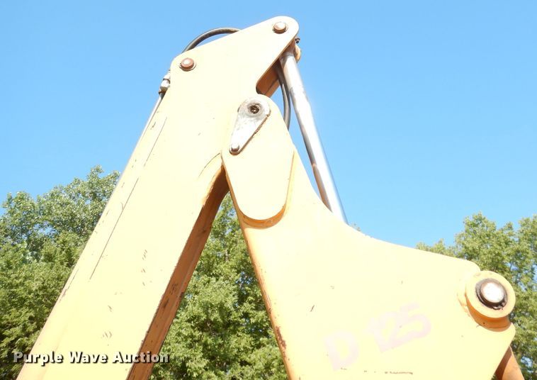 image for item DG0668 1994 Case 560  trencher