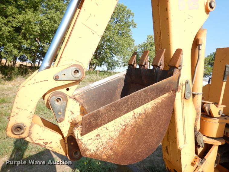 image for item DG0668 1994 Case 560  trencher