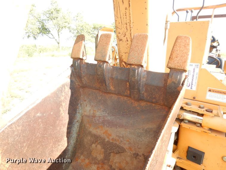 image for item DG0668 1994 Case 560  trencher