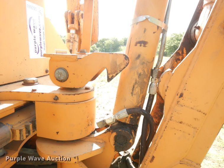 image for item DG0668 1994 Case 560  trencher