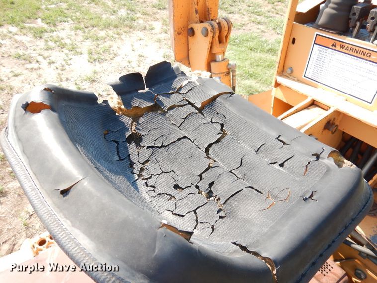 image for item DG0668 1994 Case 560  trencher