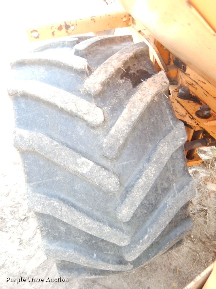 image for item DG0668 1994 Case 560  trencher