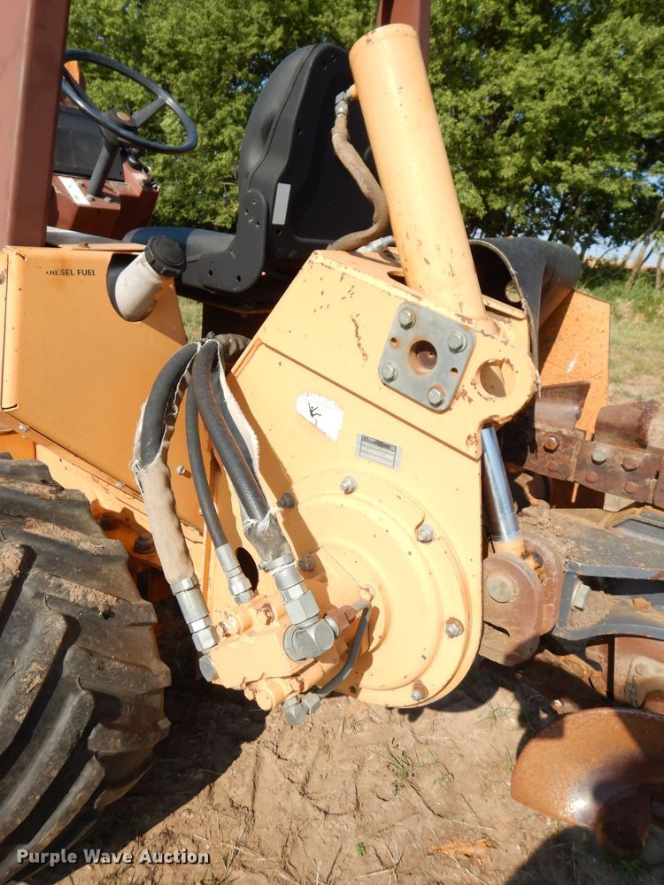 image for item DG0668 1994 Case 560  trencher