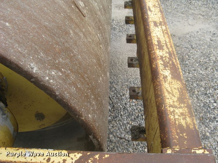 image for item DG5256 1997 Bomag BW142D-2  single drum vibratory roller