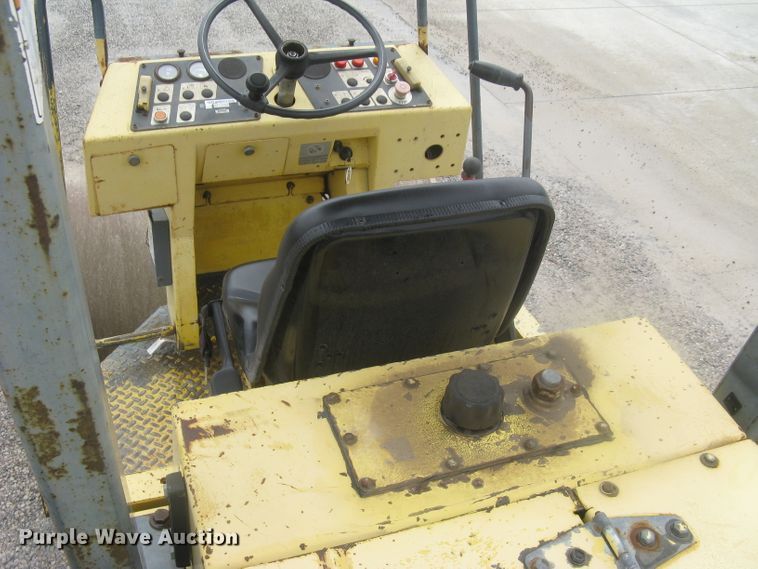 image for item DG5256 1997 Bomag BW142D-2  single drum vibratory roller