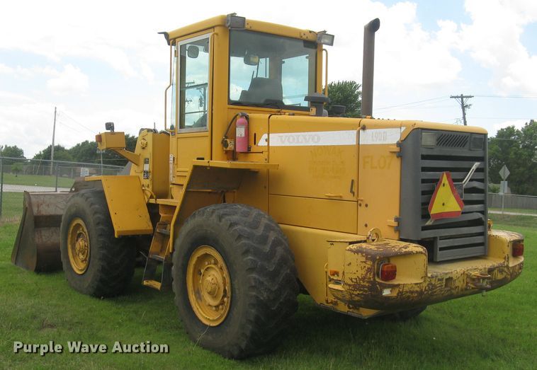 image for item DG5273 2001 Volvo L90D  wheel loader