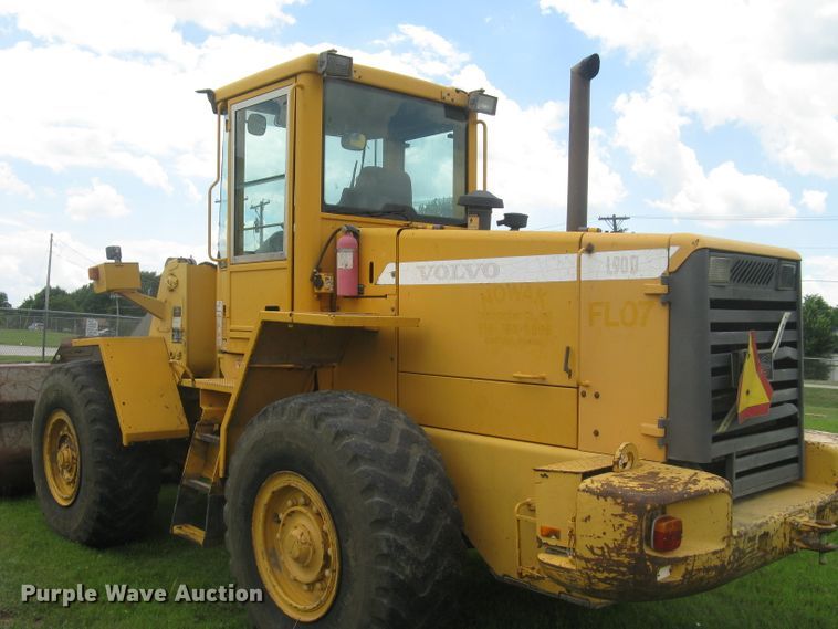 image for item DG5273 2001 Volvo L90D  wheel loader