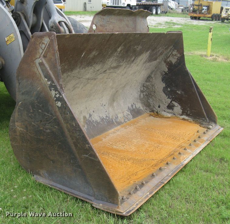 image for item DG5273 2001 Volvo L90D  wheel loader