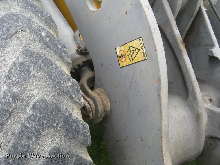 image for item DG5273 2001 Volvo L90D  wheel loader